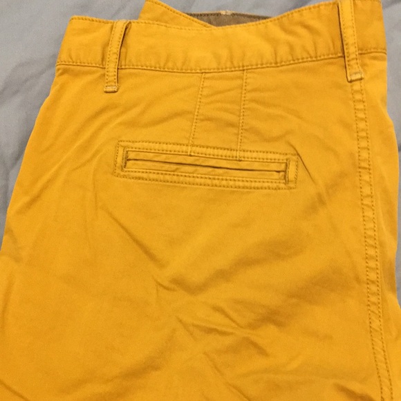 Gap Yellow Shorts - Picture 4 of 6